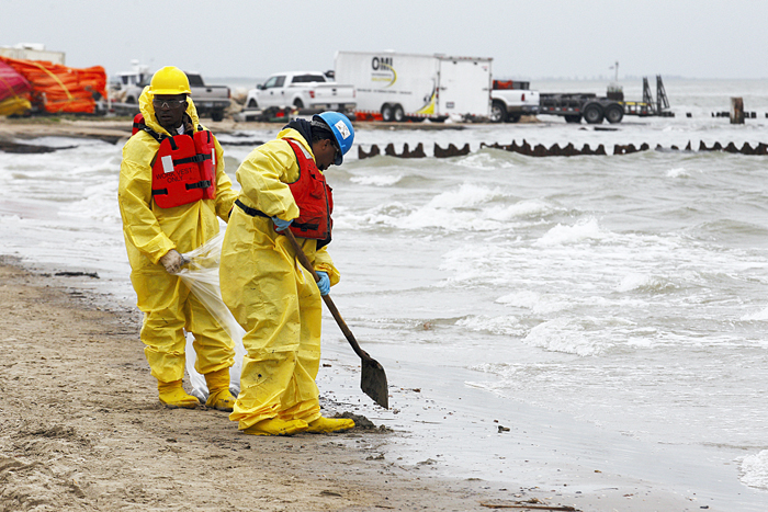 Oil spill cleanup